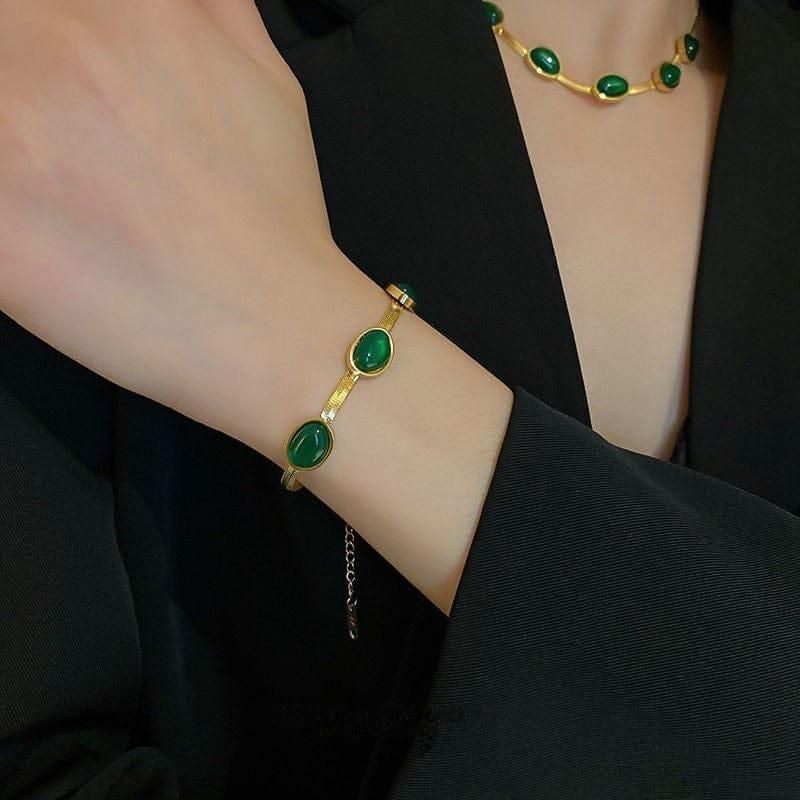 Green Aura Duo